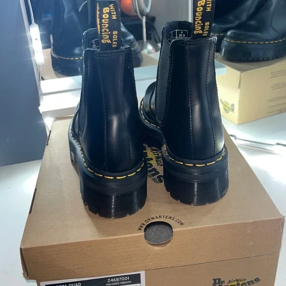 DR. MARTENS SMOOTH LEATHER PLATFORM CHELSEA BOOTS - Picture 3 of 12